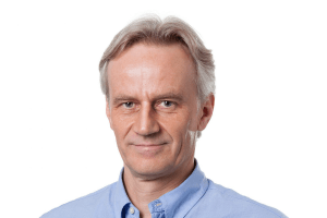 Dirk Schneider Leão Alimentos e Bebidas